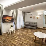 Rhea / рея Pensión Balchik