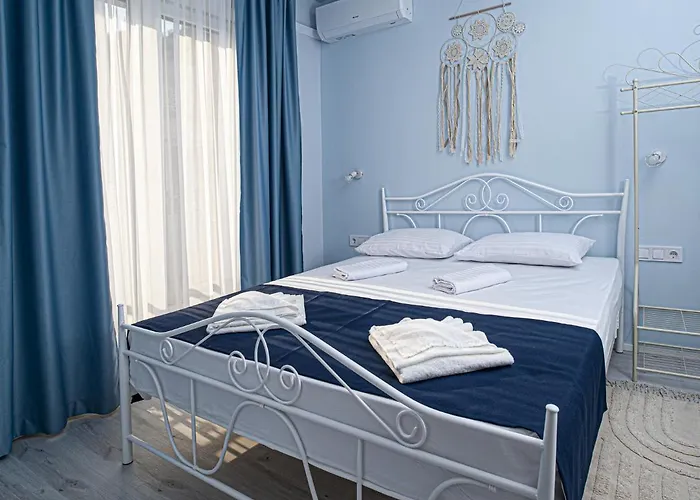 Rhea / рея Guest house 3*